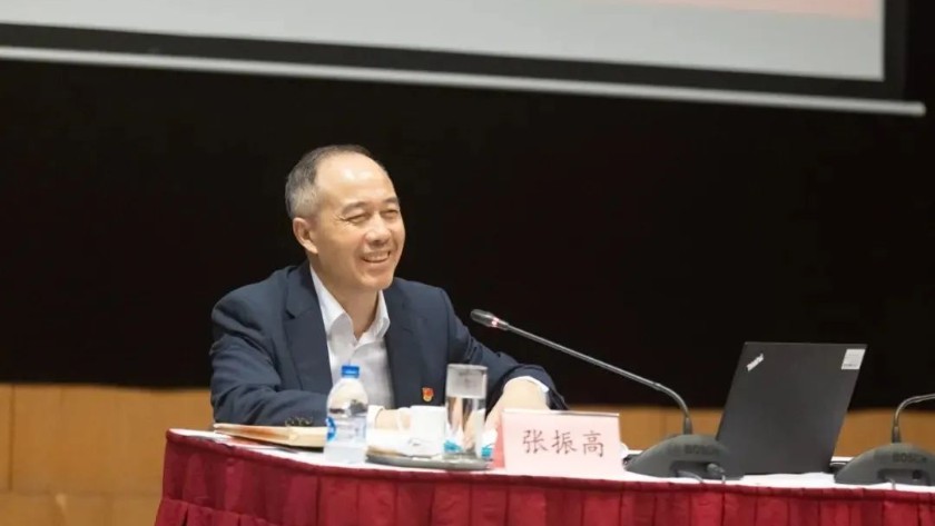 張振高來公司講授黨史學(xué)習(xí)教育專題黨課，提出打造集團(tuán)高科技領(lǐng)域新高地要求